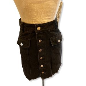 Zara black button up black skirt with fray bottom